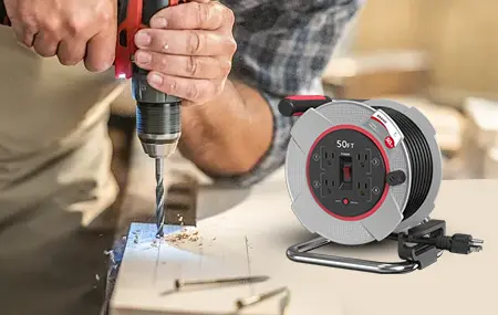 Cuộn dây nhựa làm bằng chất liệu gì